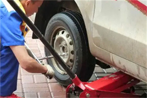 梁子湖区附近拖车24小时服务热线电话